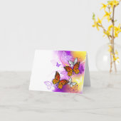 Carte Papillons Monarque sur Arrière - plan pourpre (Fleur jaune)