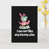 Carte Pas comme un autre lapin de Pâques T-Rex (Fleur jaune)