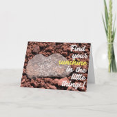 Carte pensée pour vous soleil gravé sur roche (Devant)