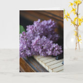 Carte Penser à vous Lilacs sur vieilles clés de piano (Fleur jaune)