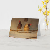Carte "Perching" Deux poulets perchés en coop / serre (Fleur jaune)
