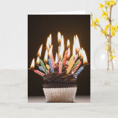 Carte Petit gâteau avec des bougies d'anniversaire (Fleur jaune)