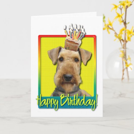 Carte Petit gâteau d'anniversaire - Airedale (Fleur jaune)