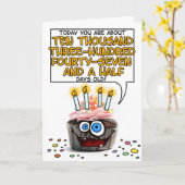 Carte Petit gâteau de joyeux anniversaire - 28 années (Fleur jaune)