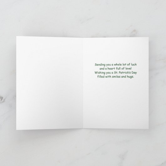 Carte Petite Fille Jour de la Saint-Patrick Girafe Migno (Intérieur)