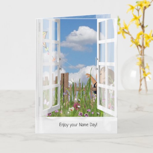 Carte Petite fille volant un cerf-volant en vue de la fe (Fleur jaune)