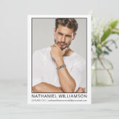 Carte photo d'acteur de modèle Pro moderne (Debout devant)