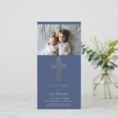 Carte photo de baptême - Invitation avec Croix d'o (Debout devant)