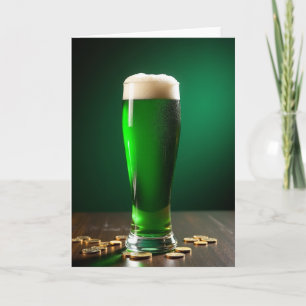 Carte photo de boisson verte chanceuse