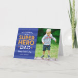 Carte photo de Fête des pères Super Papa<br><div class="desc">Toutes les photographies sont affichées sous forme d'échantillon seulement et ne sont pas destinées à la revente. Ce produit n'est destiné à être acheté qu'une fois que des échantillons de photos ont été remplacés par vos propres images.</div>