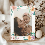 Carte Photo de Pâques personnalisée | Printemps<br><div class="desc">Célébrez Pâques avec une carte de voeux de Pâques personnalisée avec de belles fleurs d'aquarelle printanière! Ce design élégant allie des fleurs pastel douces à une photo personnalisable, ce qui en fait la meilleure façon de partager des souhaits chaleureux avec votre famille et vos amis. Que vous envoyiez des bénédictions...</div>