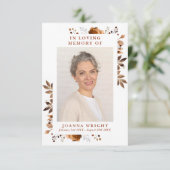 Carte photo de prière funéraire du mémorial floral (Debout devant)