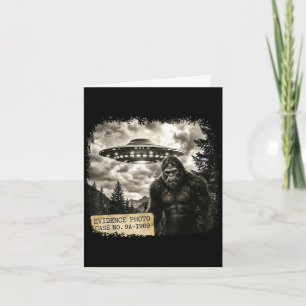 Carte Photo d'évidence vintage drôle d'alien bigfoot ufo