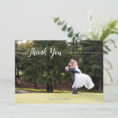 Carte photo Mariage Merci avec script moderne (Debout devant)