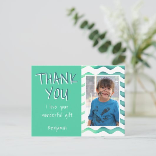 Carte Photo Merci Anniversaire Enfants Vert (Debout devant)