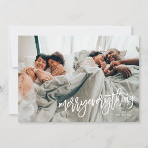 Carte photo "Merry Everything" en écriture blanche