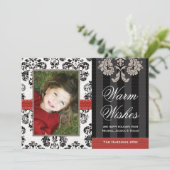 Carte photo rouge et noir de vacances de damassé (Debout devant)