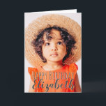 Carte Photo simple moderne Accueil d'anniversaire<br><div class="desc">Le design est moderne et simple. Ajoutez une photo personnalisée du célébrant d'anniversaire et ajoutez son nom,  ajoutez un message personnalisé. La couleur de la typographie fonctionne le mieux sur une photo qui a de la couleur à la partie typographique pour qu'elle apparaisse.</div>