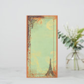 Carte photo Tour Eiffel Invitation ou Menu (Debout devant)