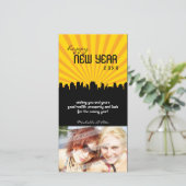 CARTE PHOTOGRAPHIQUE MODERNE DU NOUVEL AN :: citys (Debout devant)