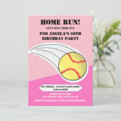 Carte Pink Home Run Softball Anniversaire (Debout devant)
