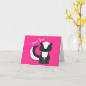 Carte Pink Skunk Anniversaire (Fleur jaune)