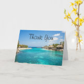 Carte Plage tropicale pittoresque avec huttes de chaume  (Fleur jaune)