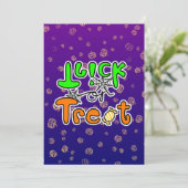 Carte plate de Halloween Trick or Treat (Debout devant)