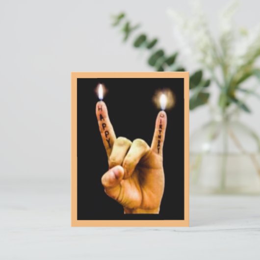 CARTE POSTALE (Debout devant)