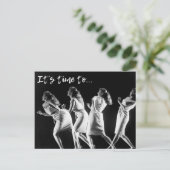 Carte postale (Debout devant)