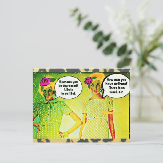 Carte postale (Debout devant)