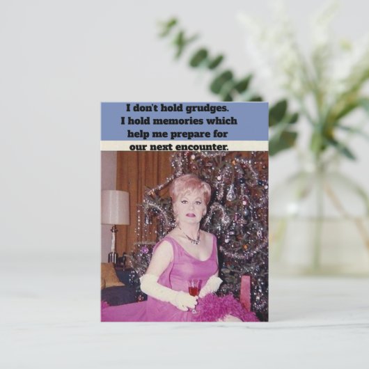 CARTE POSTALE (Debout devant)