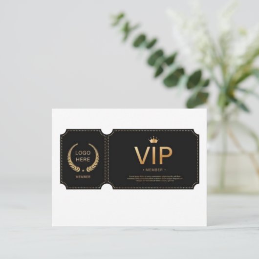 Carte postale (Debout devant)