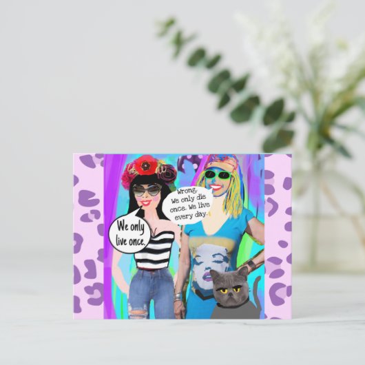 Carte postale (Debout devant)