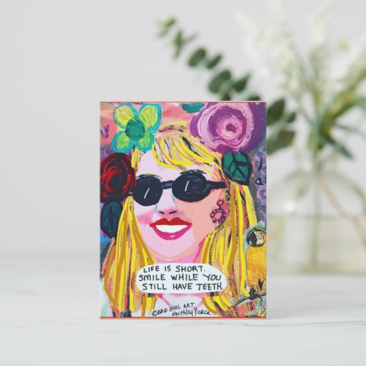 CARTE POSTALE (Debout devant)