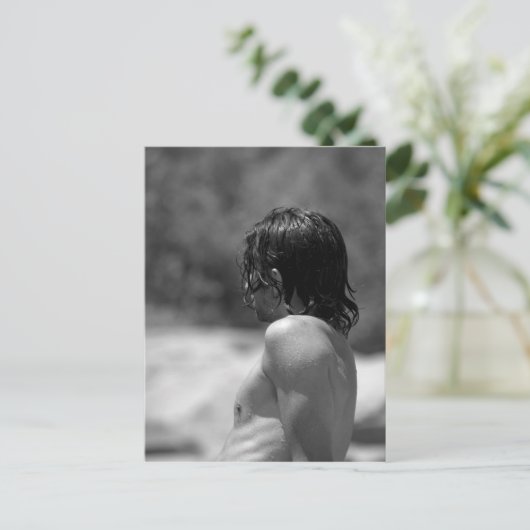 carte postale (Debout devant)