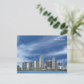 Carte postale (Debout devant)