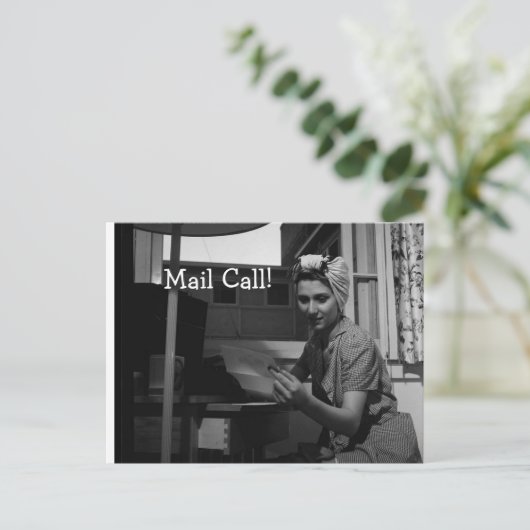 Carte postale (Debout devant)