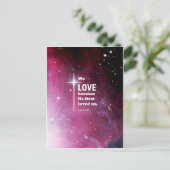 Carte Postale 1 John 4:19 (Debout devant)