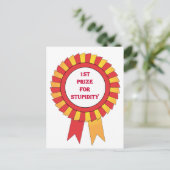 Carte Postale 1er prix pour la stupidité (Debout devant)