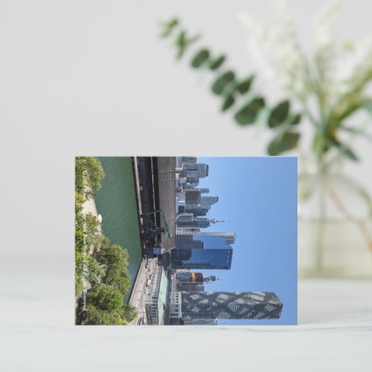 Carte postale 2024 du Waterfront de Toronto par Ro (Debout devant)