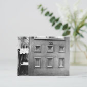 Carte Postale : 22 Porte (Debout devant)