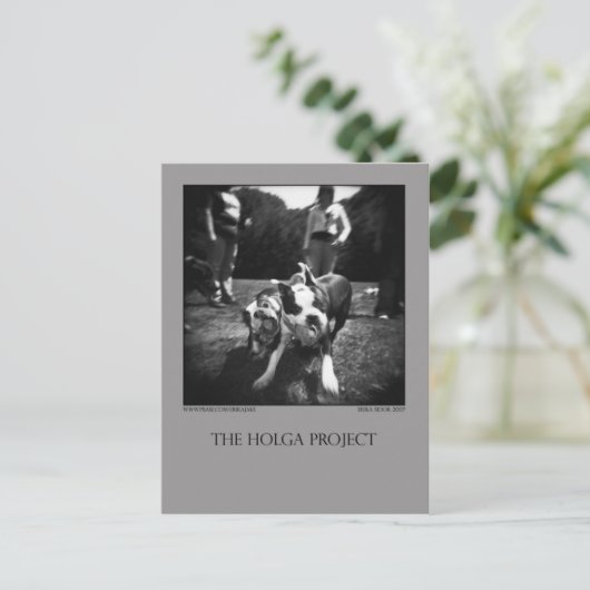 Carte postale 3 (Debout devant)