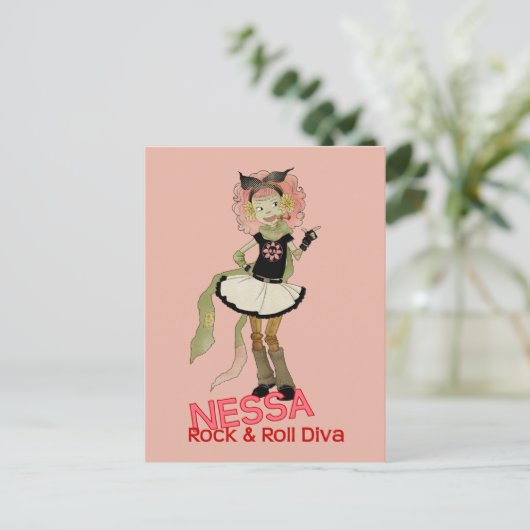 Carte Postale 4 Petits monstres - Nessa (Debout devant)