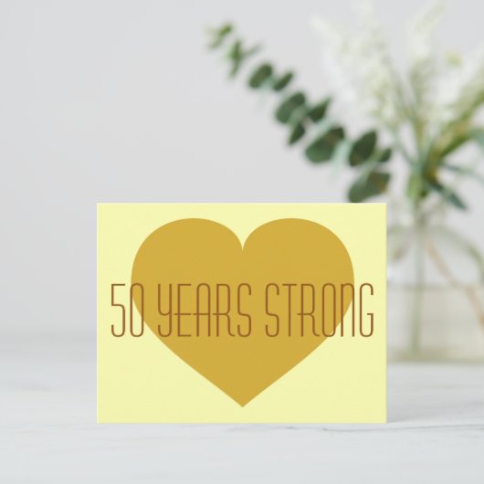 Carte Postale 50 ans Solide coeur d'or solide (Debout devant)