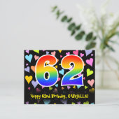 Carte Postale 62e Anniversaire : motif coeurs amusants, arc-en-c (Debout devant)