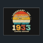 Carte Postale 89 ans Incroyable depuis 1933 Cadeau pour 89e anni<br><div class="desc">Conception d'anniversaire pour quiconque dont l'horoscope dit difficile et obstiné Mais totalement digne de valeur.Portez-le avec fierté au travail,  à l'école,  au gymnase,  parfait pour aller avec des shorts,  des leggings ou des jeans pour un look décontracté mais tendance</div>