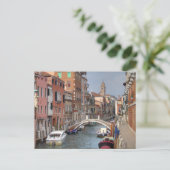Carte Postale A Dorsoduro, Venise Italie (Debout devant)