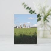 Carte Postale À la ferme (Debout devant)