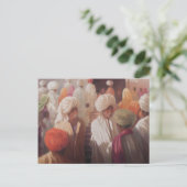 Carte Postale À l'entrée du Temple 2012 (Debout devant)